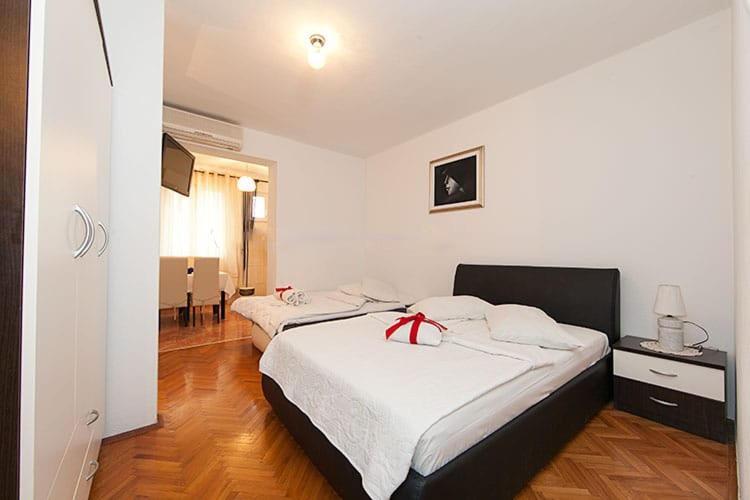 Apartmani Saric Tučepi Eksteriør billede