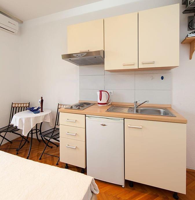 Apartmani Saric Tučepi Eksteriør billede